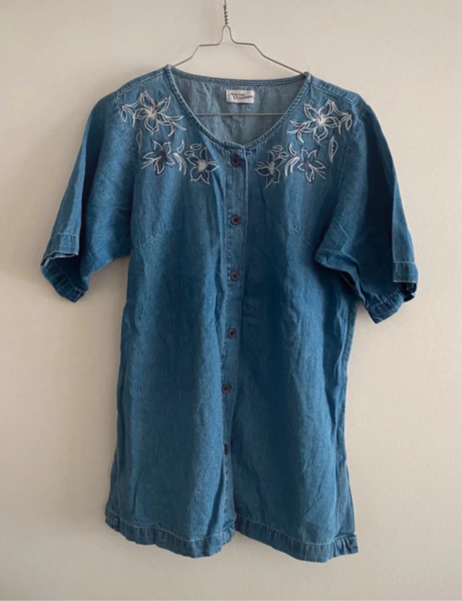 Blouse manches courtes Atlas for Women Broderie Fleurs Bleue